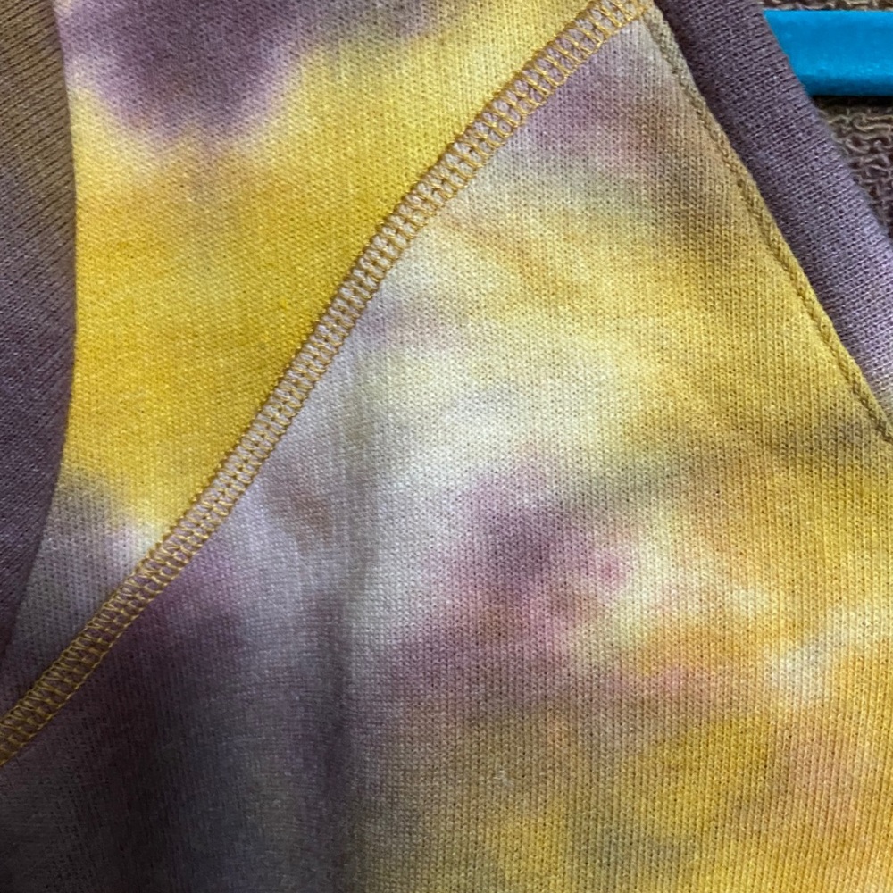 LOGO Lounge Cozy V neck Tie Dyed Sweatshirt - Picture 9 of 11